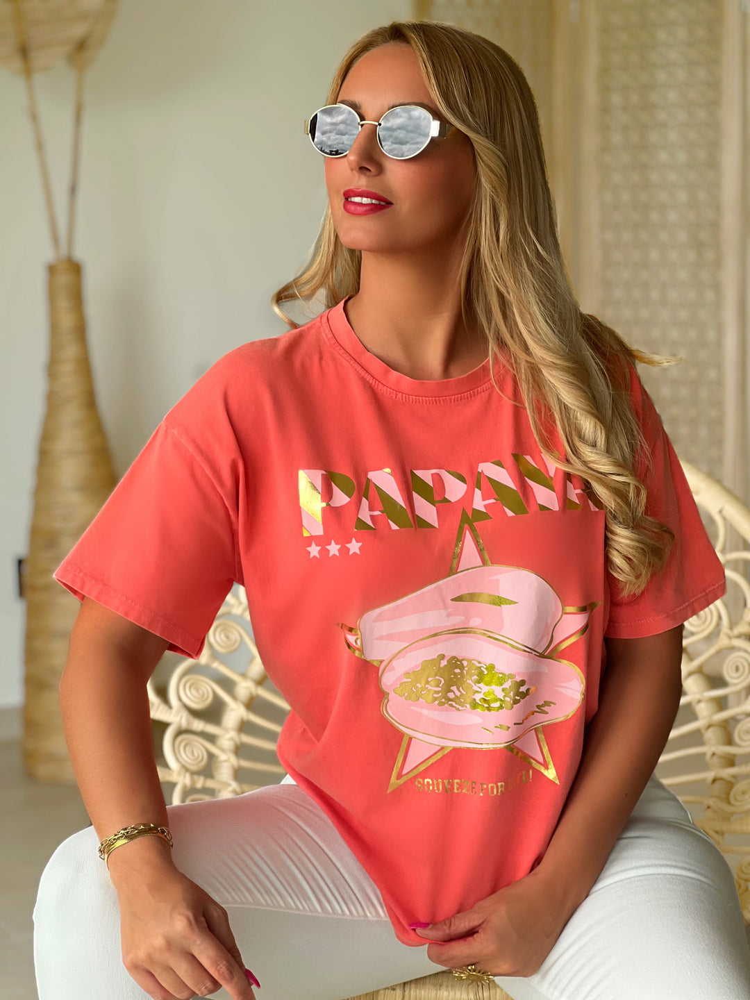 Lunova – Graphic Lip Print Statement T-Shirt for Women