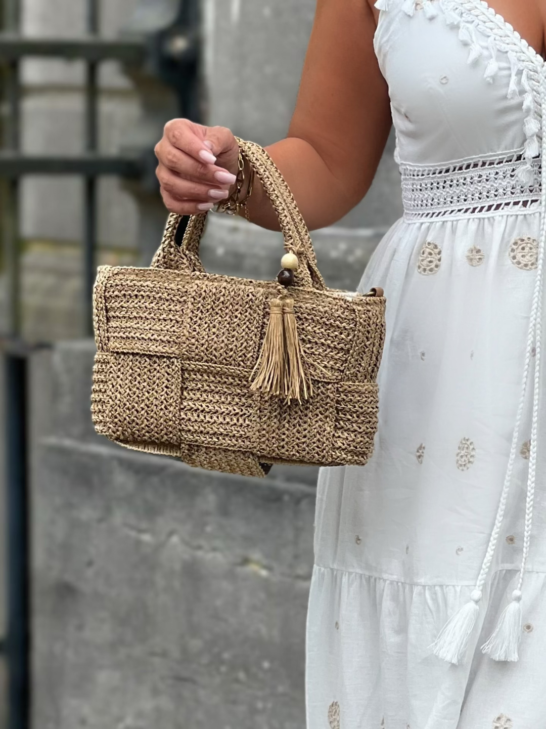 Talurie – Camel Handwoven Mini Straw Tote
