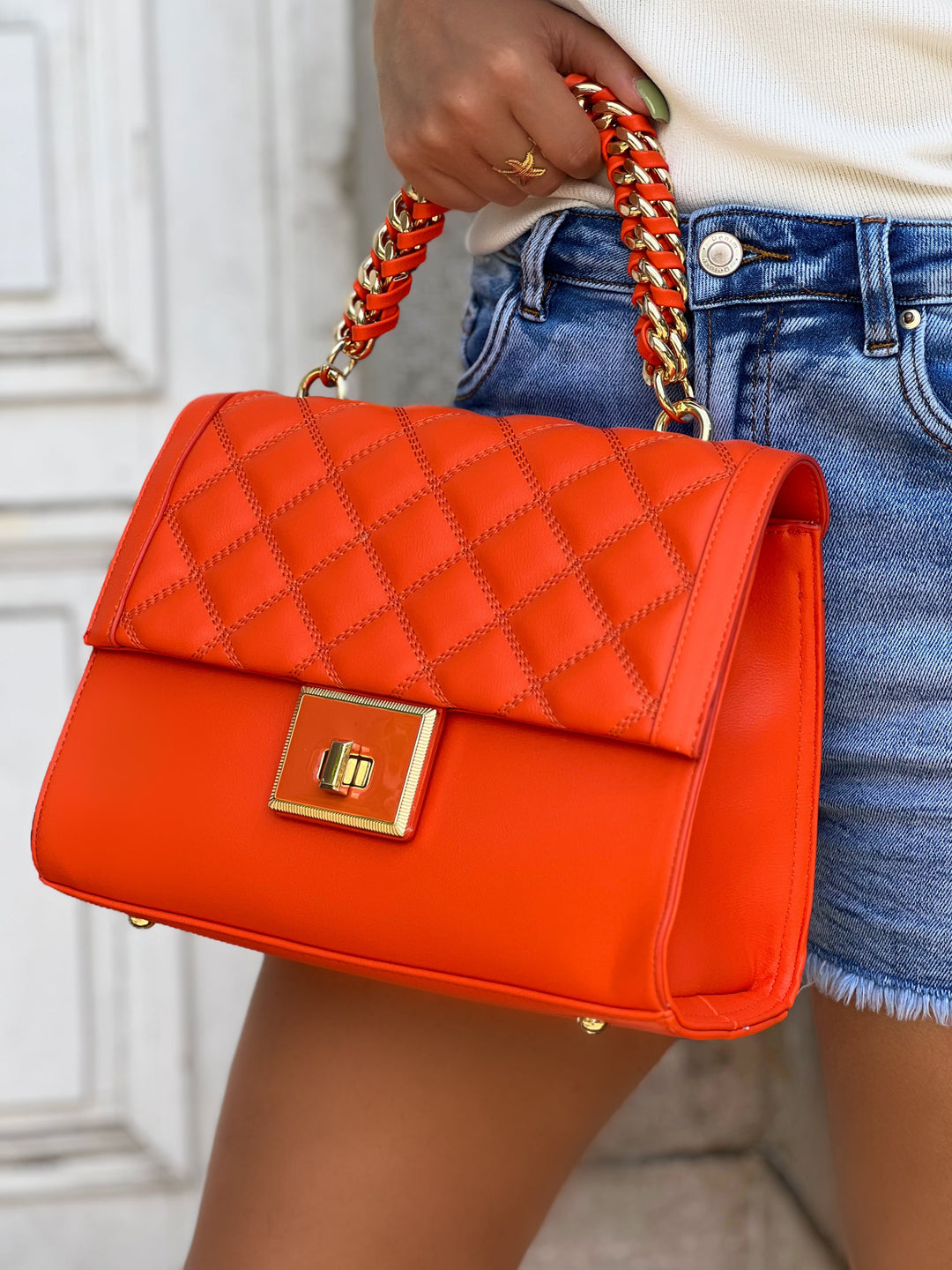 Harriet – Quilted Chain-Top Handbag Orange