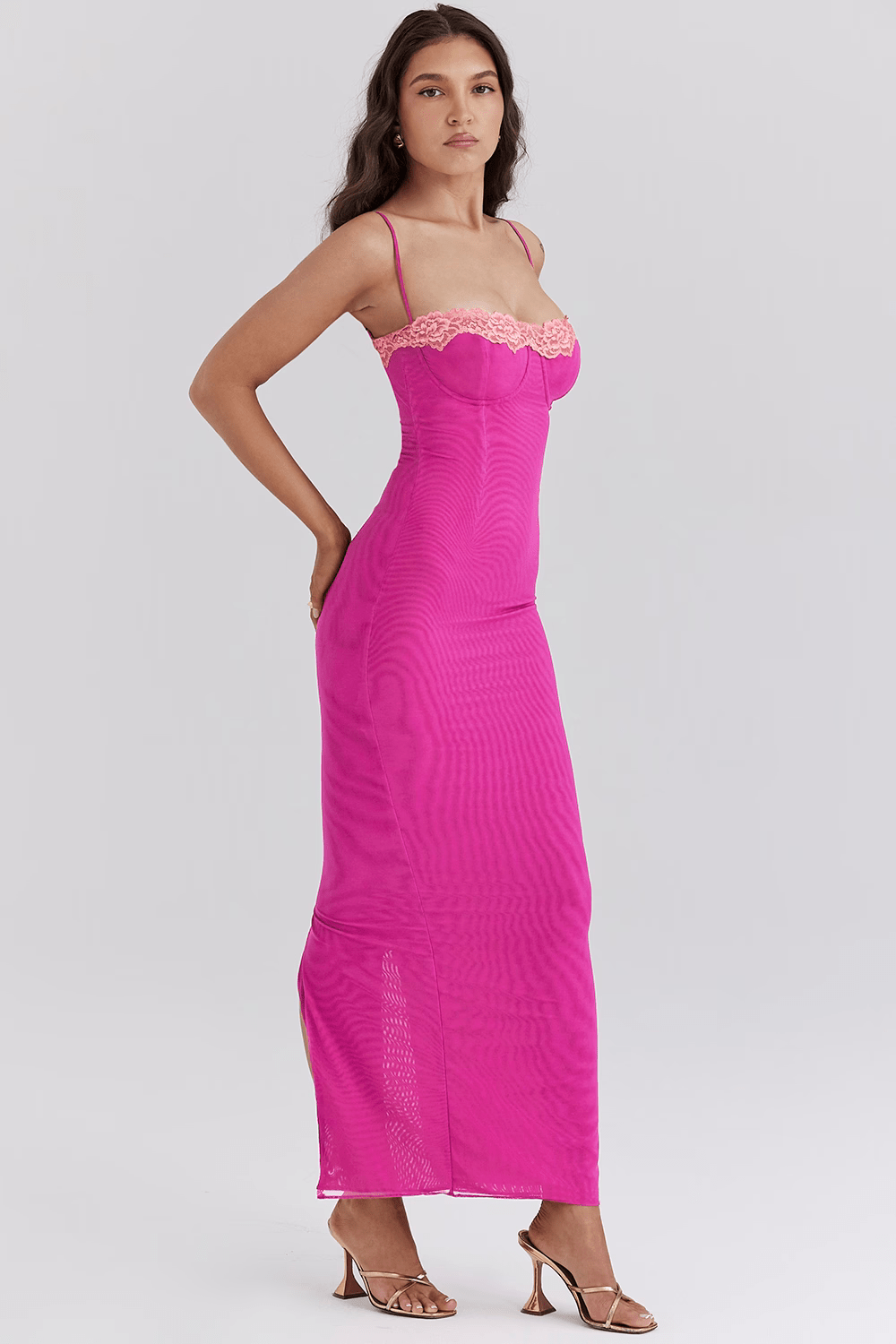Soleina – Two-Tone Lace Trim Midi Dress
