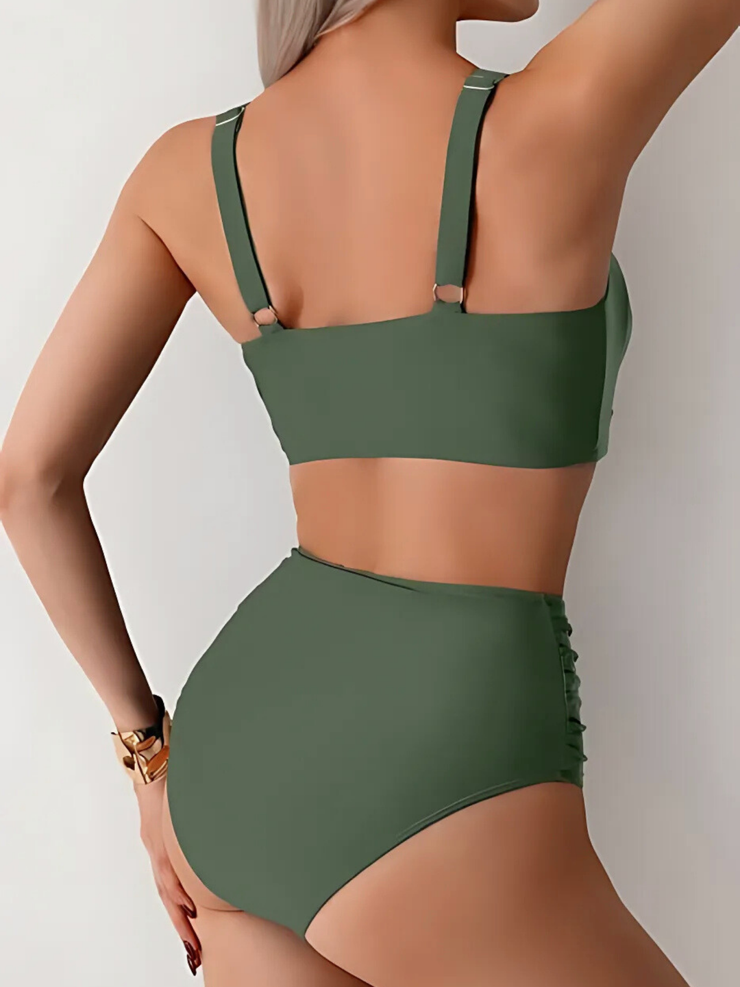 Arlena – SculptFit Twist Bikini Set