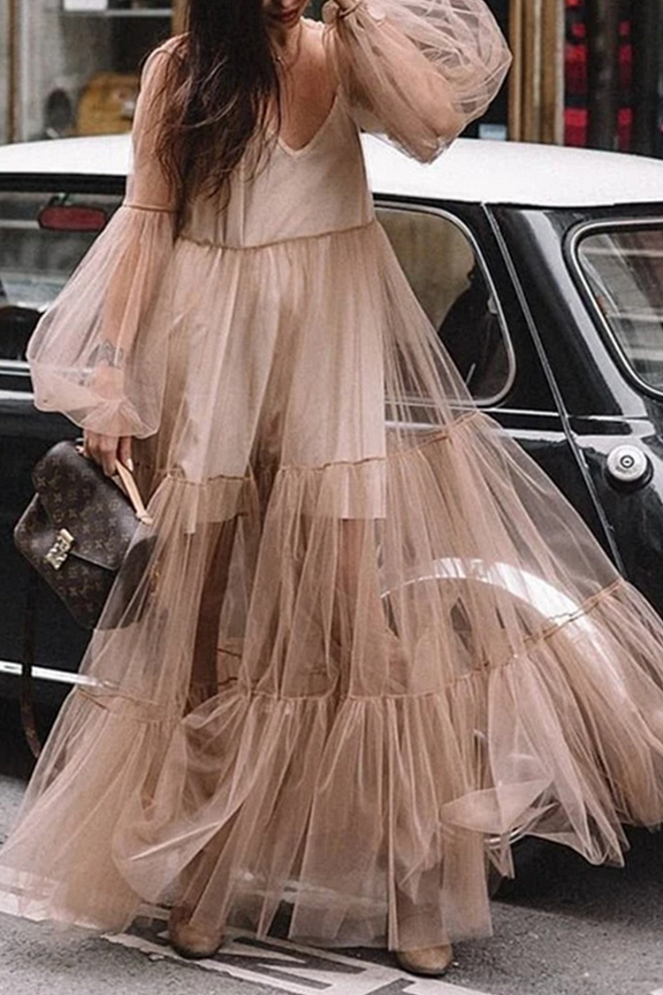 Alisa – Layered Tulle Statement Dress