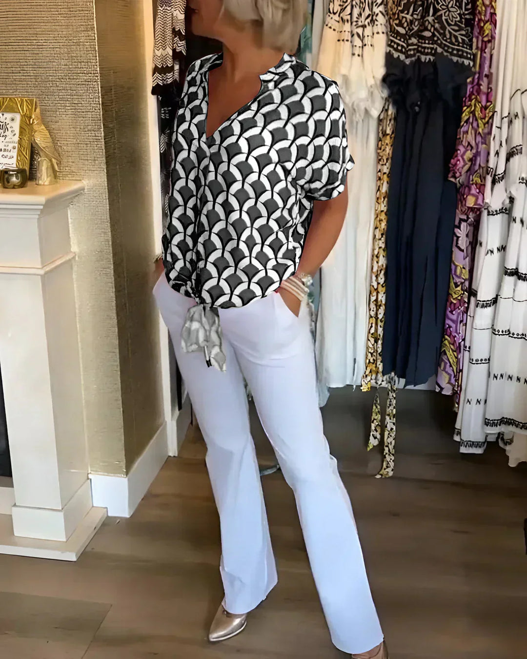 Miretta – GeoChic V-Neck Blouse