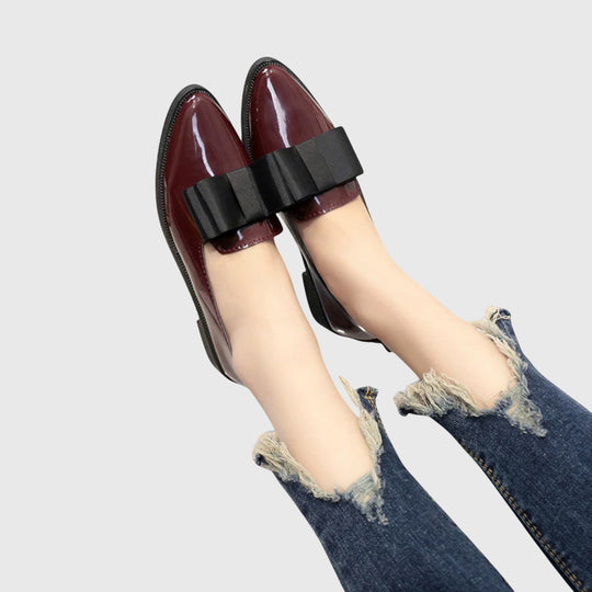 Malin – Chic Two-Tone Leather Loafers for Women