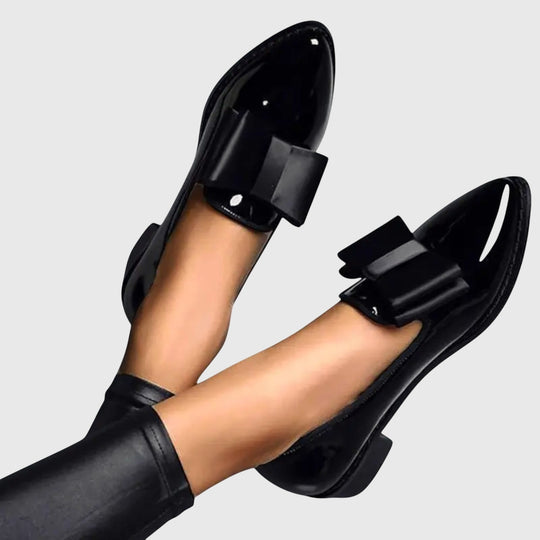 Malin – Chic Two-Tone Leather Loafers for Women