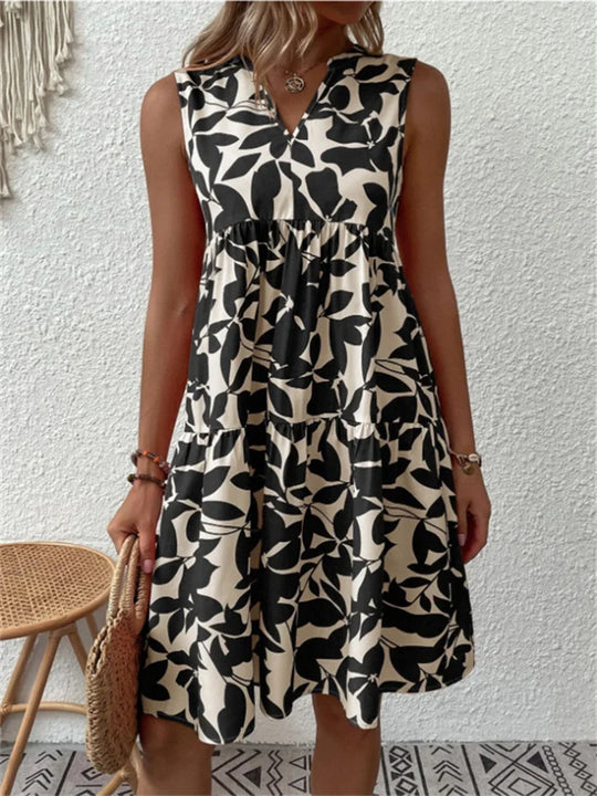 Calia – Sleeveless Leaf-Print Swing Dress