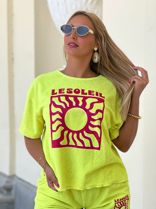 Solmera – Sun Graphic Cotton Yellow Tee for Women