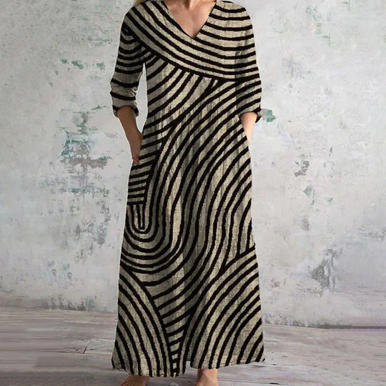 Bianka – Abstract Wave Knit Maxi Dress