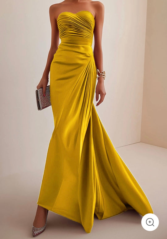 Eija – Satin Strapless Sculpted Gown