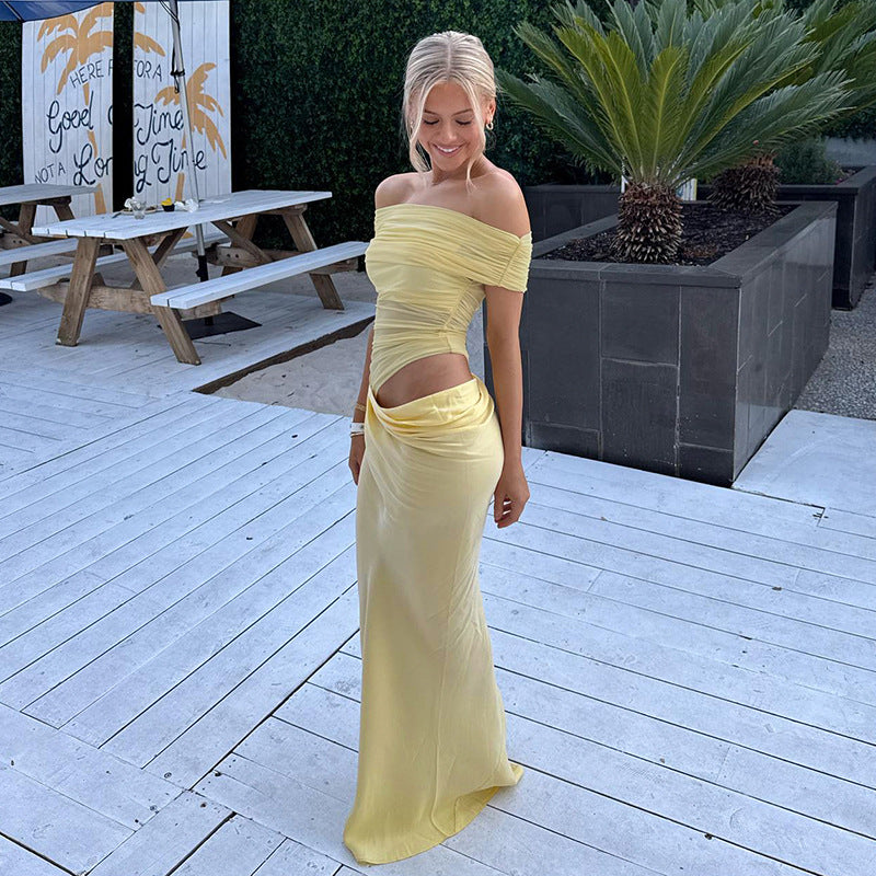 Jana – Sheer Elegance Off-Shoulder Gown