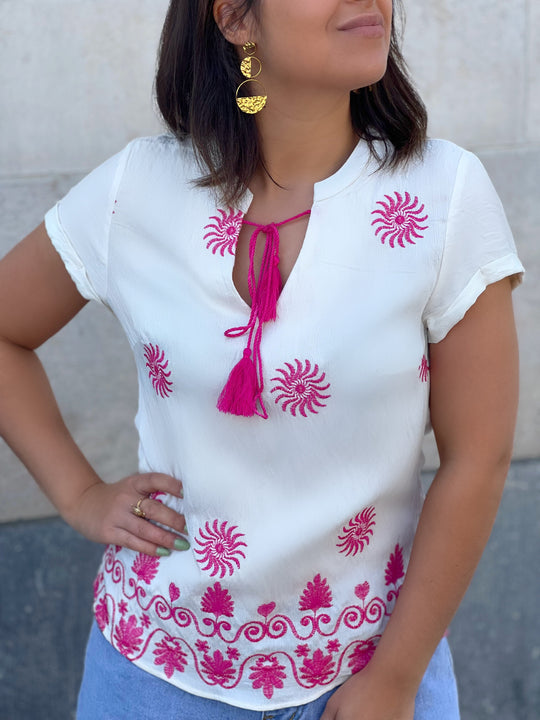 Dilys – Embroidered Boho Blouse for Women