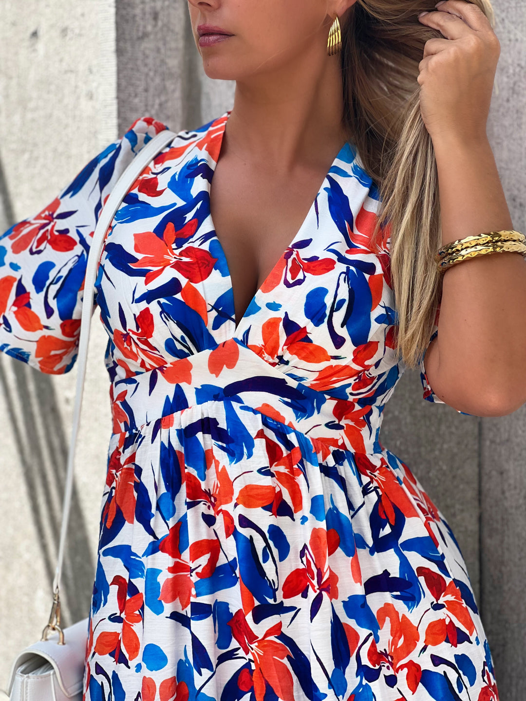 Megan – V-Neck Maxi Dress with Bold Print for Women