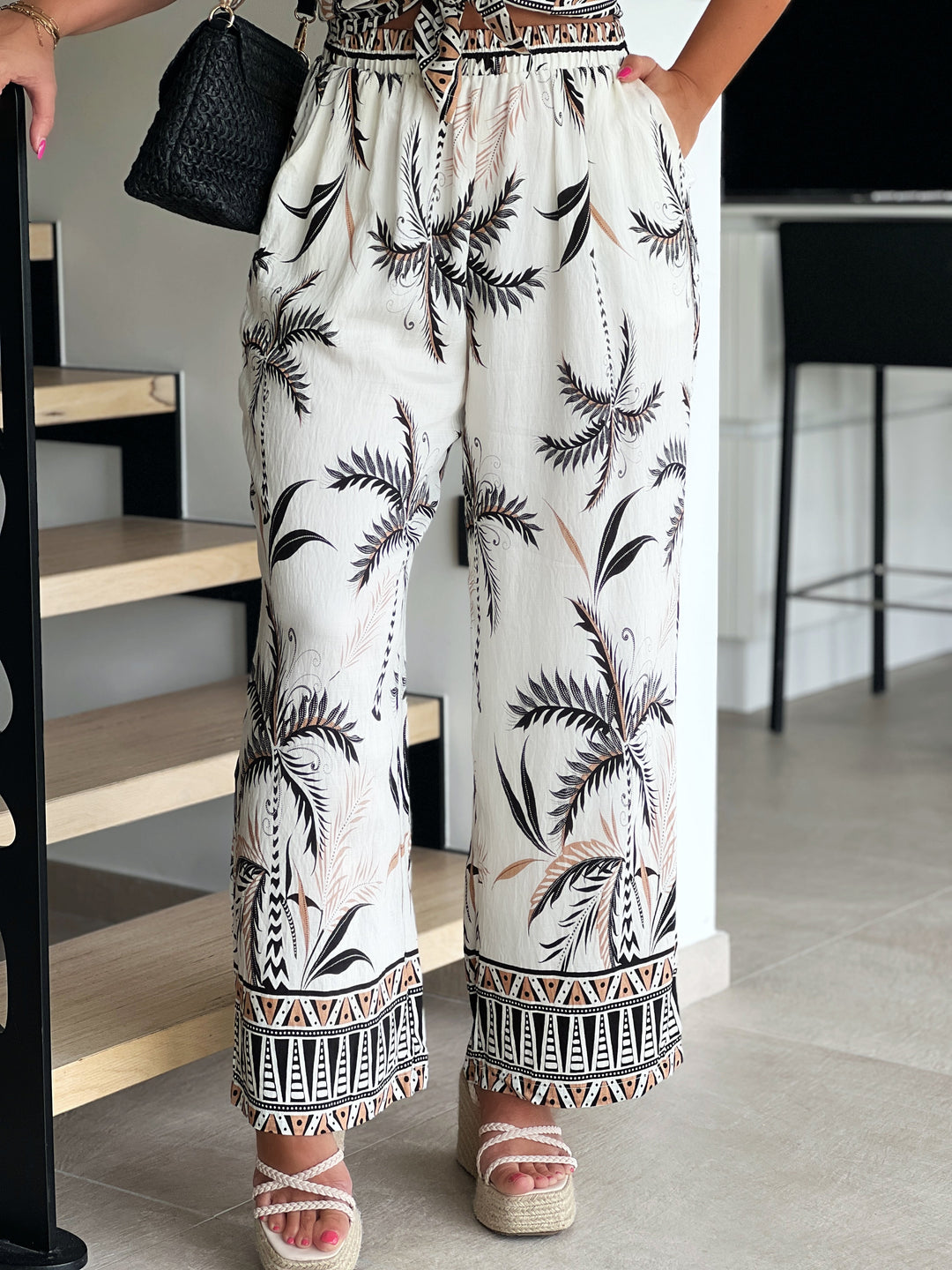 Tavalya – Tropical Print Pants for Women