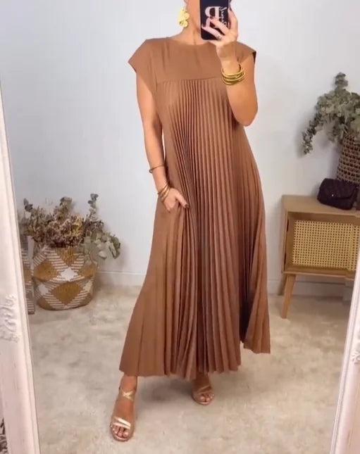 Franciszka – Pleated Sleeveless Midi Dress