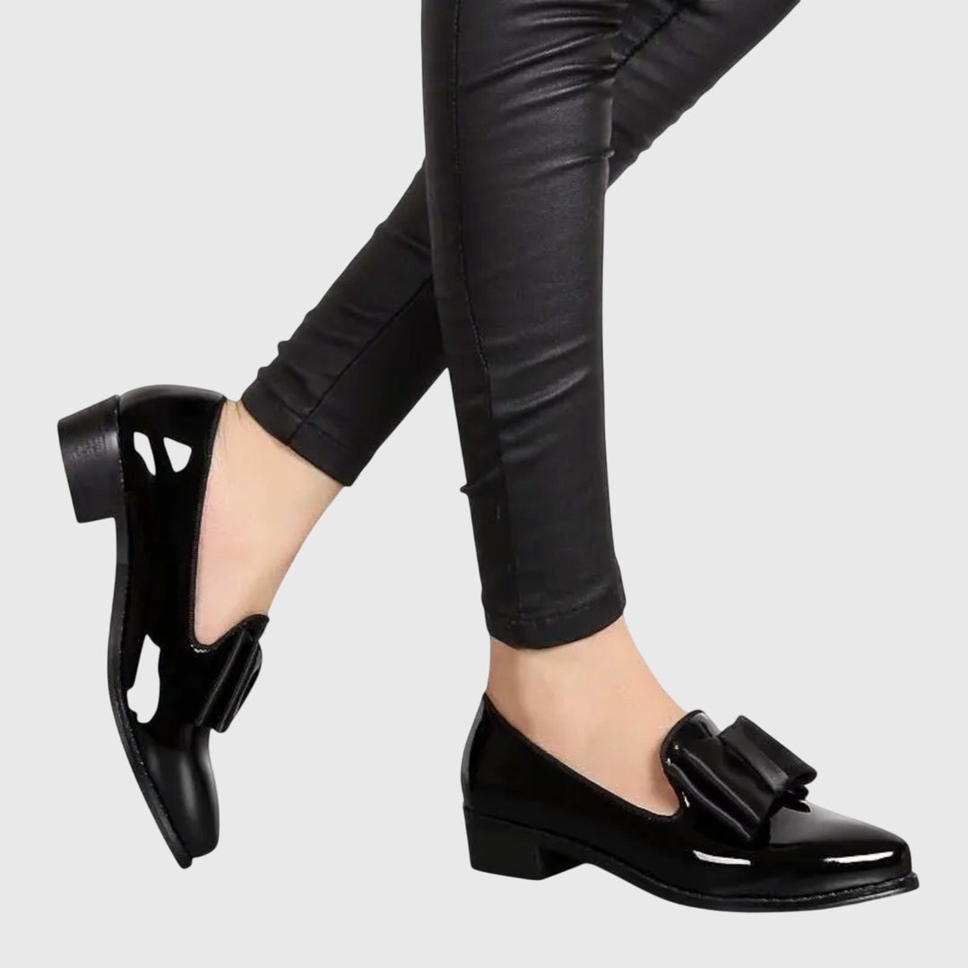 Malin – Chic Two-Tone Leather Loafers for Women